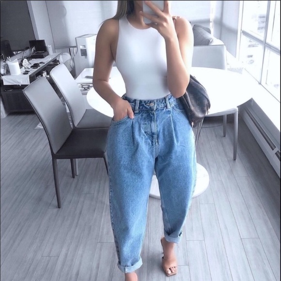 Zara Slouchy Jeans - Light Wash - Picture 5 of 10